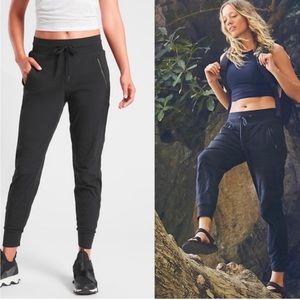 Athleta | Trekkie North Hiking Joggers - Size 6 Tall
